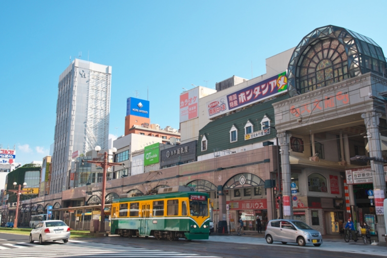 ◆素泊り◆繁華街から徒歩10分！コンビニは近くにあり♪ビジネスにもレジャーにも！